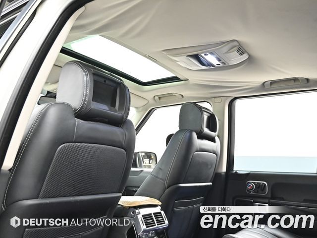 Land Rover Range Rover 2010 — photo 18