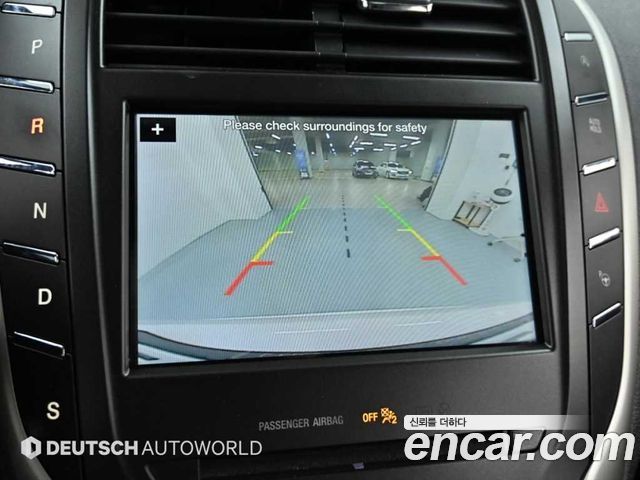 Lincoln MKC 2017 — photo 15