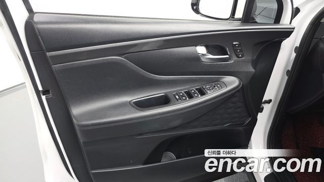 Hyundai Santafe 2021 — photo 14