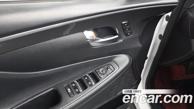 Hyundai Santafe 2021 — photo 30