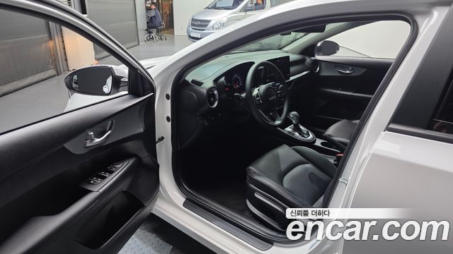 Kia K3 2024 — photo 10