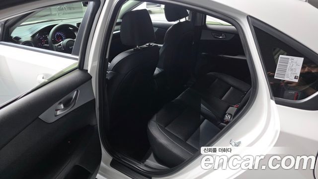 Kia K3 2024 — photo 11