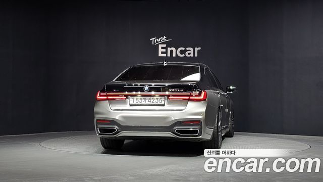 BMW 7-Series 2020 — photo 4