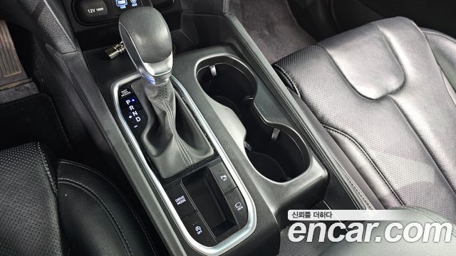 Hyundai Santafe 2019 — photo 12