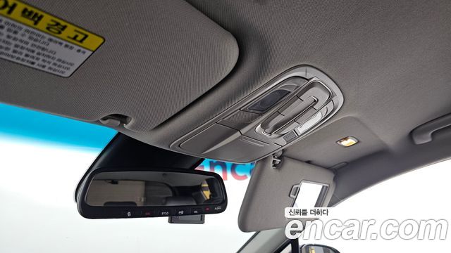 Hyundai Santafe 2019 — photo 25