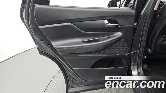 Hyundai Santafe 2019 — photo 15