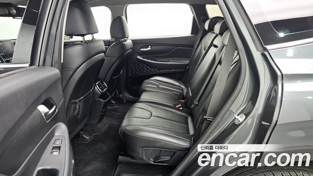 Hyundai Santafe 2019 — photo 16