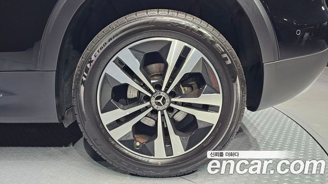 Mercedes-Benz GLB-Class 2021 — photo 7