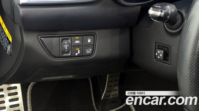 Genesis G70 2019 — photo 19