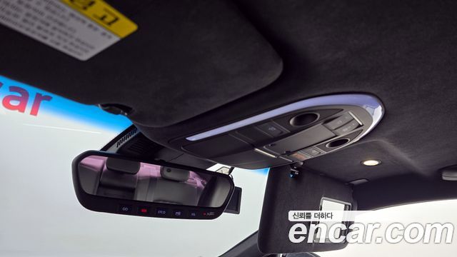 Genesis G70 2019 — photo 27
