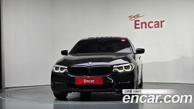BMW 5-Series 2018 — photo 3