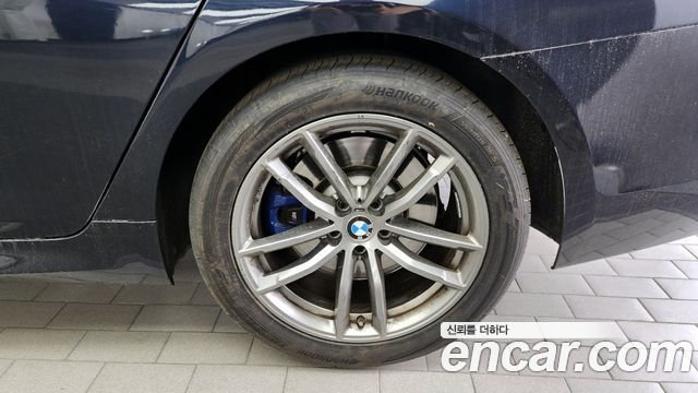 BMW 5-Series 2018 — photo 7