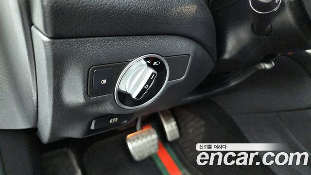 Mercedes-Benz GLA-Class 2019 — photo 22