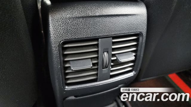Mercedes-Benz GLA-Class 2019 — photo 25