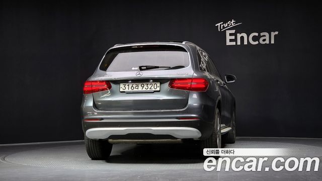Mercedes-Benz GLC-Class 2019 — photo 4