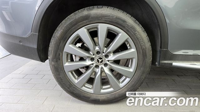 Mercedes-Benz GLC-Class 2019 — photo 5