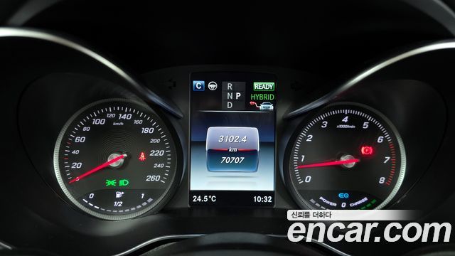 Mercedes-Benz GLC-Class 2019 — photo 11