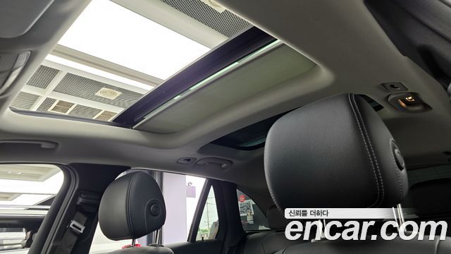 Mercedes-Benz GLC-Class 2019 — photo 21