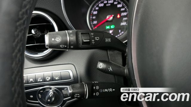 Mercedes-Benz GLC-Class 2019 — photo 23