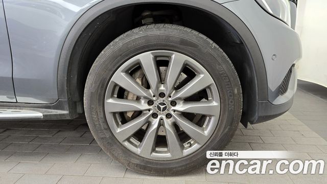 Mercedes-Benz GLC-Class 2019 — photo 7