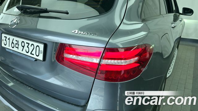 Mercedes-Benz GLC-Class 2019 — photo 9