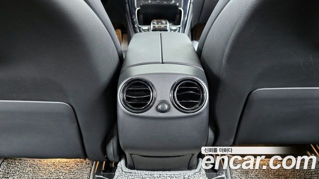 Mercedes-Benz GLC-Class 2019 — photo 32
