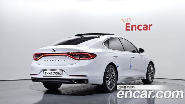 Hyundai Grandeur 2017 — photo 2