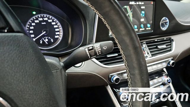 Hyundai Grandeur 2017 — photo 25