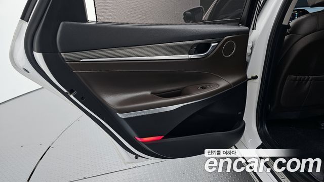 Hyundai Grandeur 2017 — photo 15