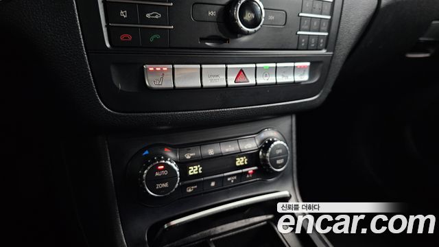 Mercedes-Benz B-Class 2016 — photo 15