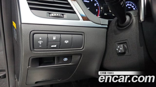 Hyundai Genesis 2016 — photo 21