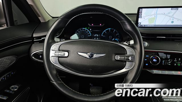 Genesis GV70 2021 — photo 13