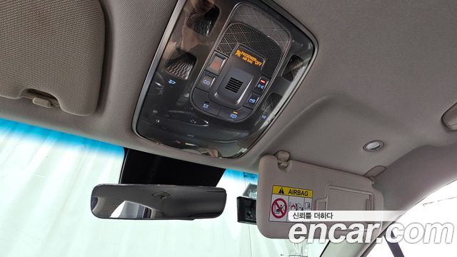 Genesis GV70 2021 — photo 18
