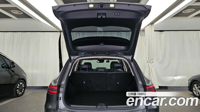Genesis GV70 2021 — photo 20
