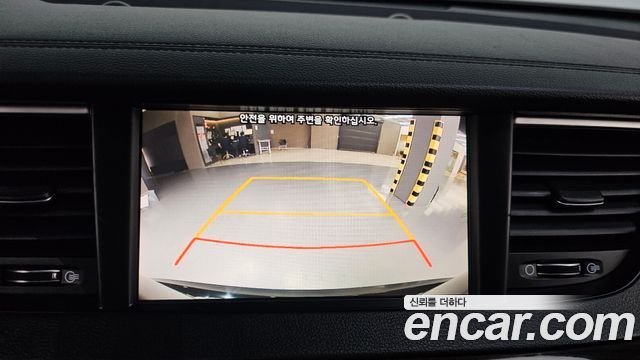 Kia K7 2019 — photo 21