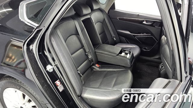 Kia K7 2019 — photo 26