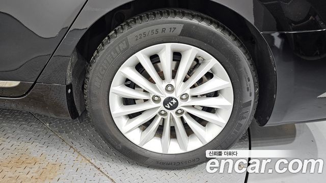 Kia K7 2019 — photo 7