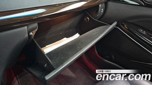Kia K7 2019 — photo 33