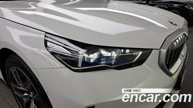 BMW 5-Series 2024 — photo 8