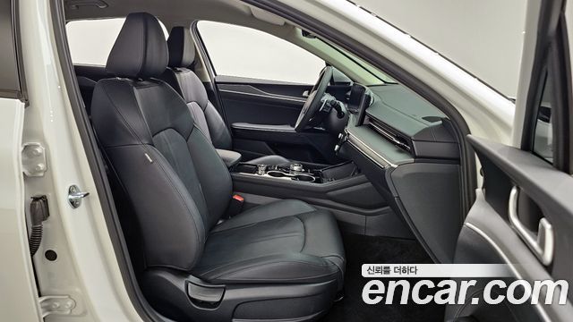 Kia K5 2024 — photo 17
