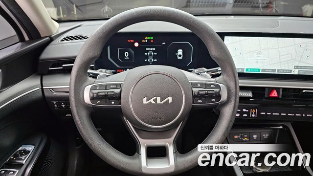 Kia K5 2024 — photo 19