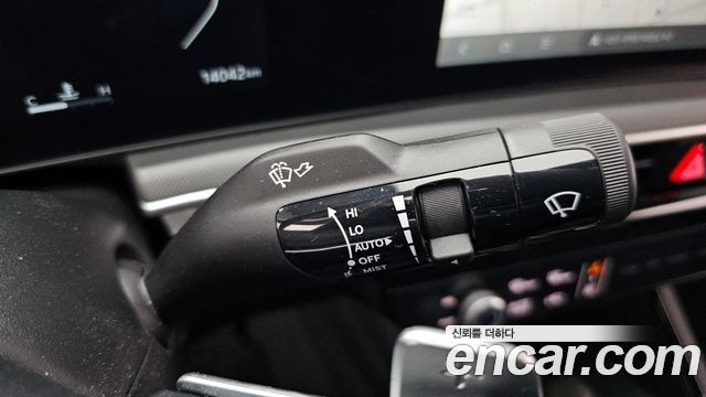 Kia K5 2024 — photo 23