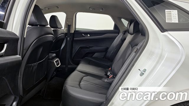Kia K5 2024 — photo 16