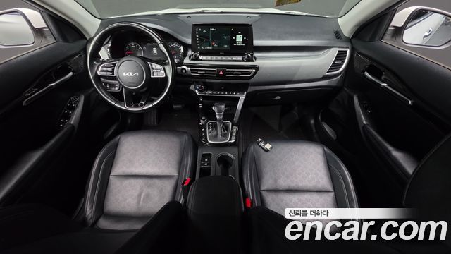 Kia Seltos 2023 — photo 10