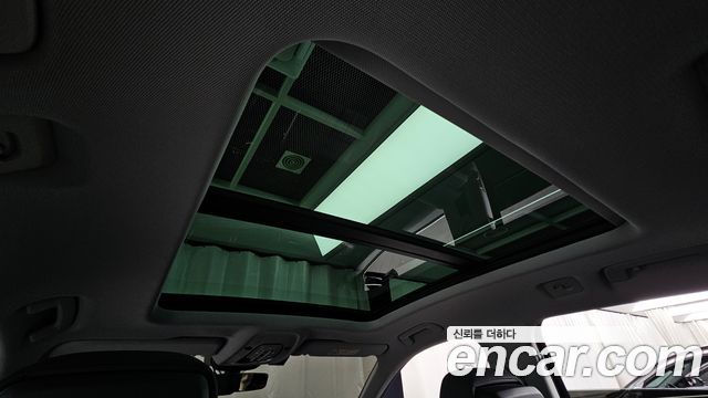 Audi e-tron 2022 — photo 23