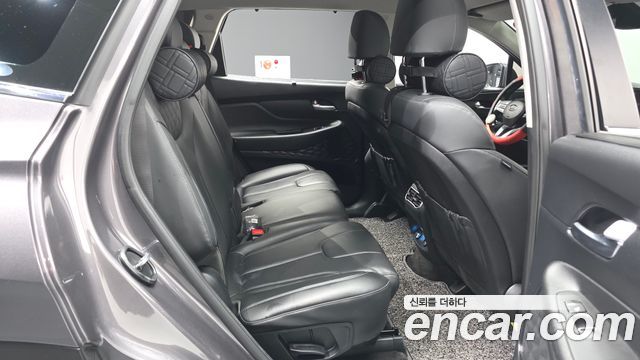Hyundai Santafe 2022 — photo 12