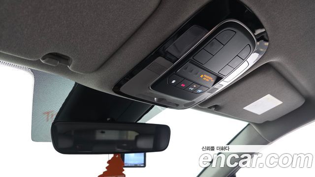 Hyundai Santafe 2022 — photo 17