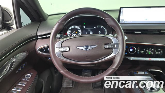 Genesis GV70 2021 — photo 19