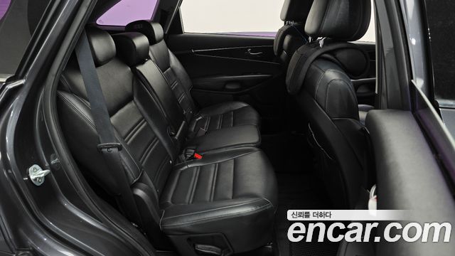 Kia Sorento 2016 — photo 11