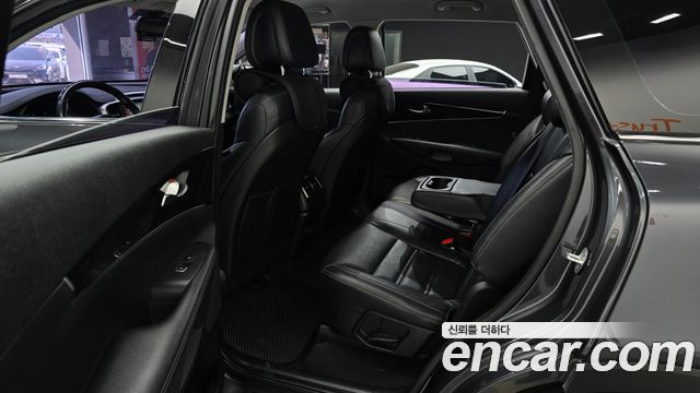 Kia Sorento 2016 — photo 12